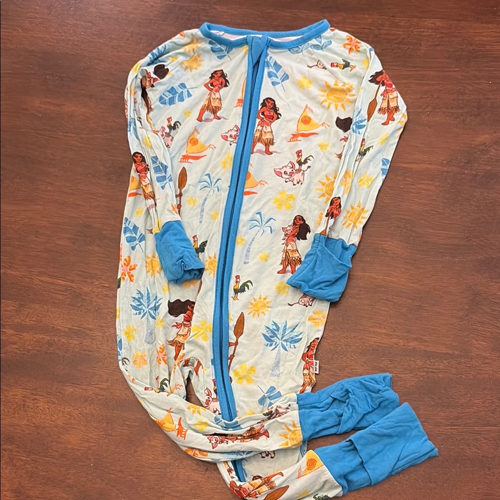 Disney Moana 12-18 month zippy